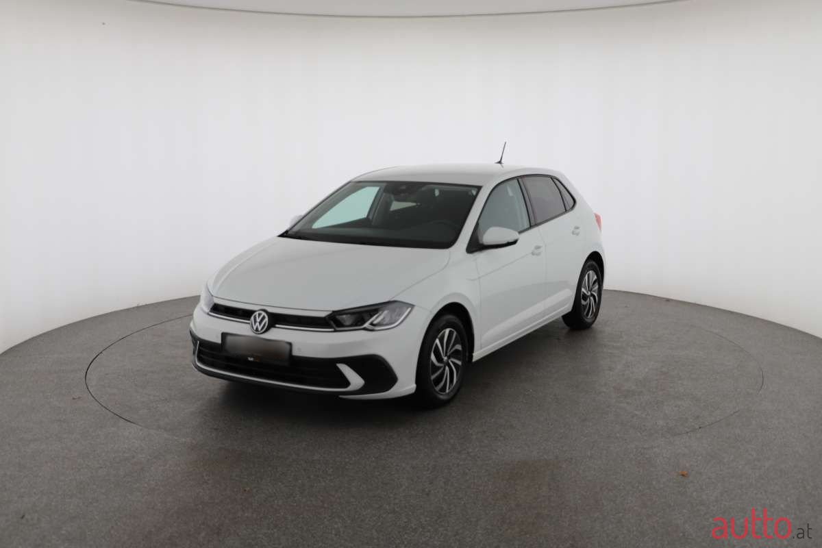 2023' Volkswagen Polo photo #3