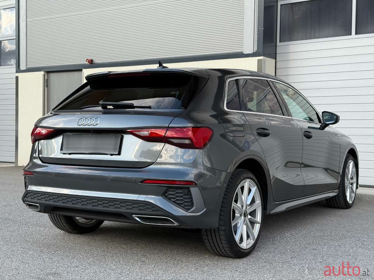 2022' Audi A3 photo #3