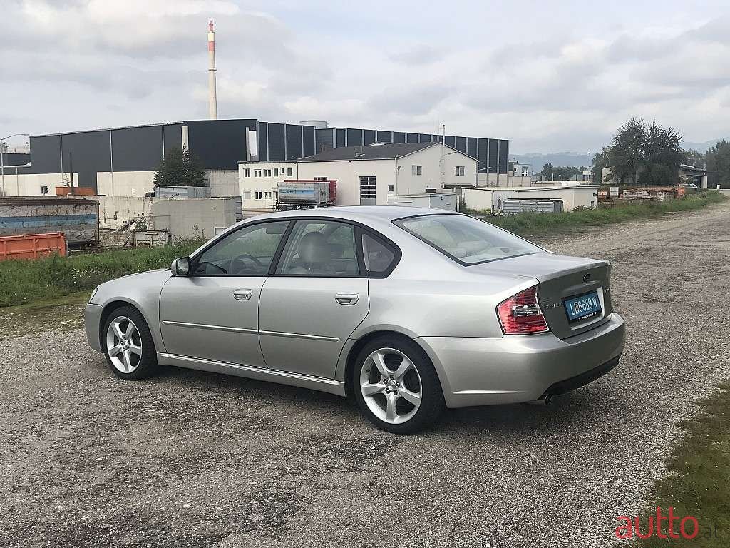 2005' Subaru Legacy photo #5