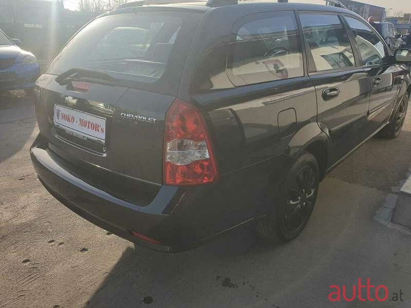 2009' Chevrolet Nubira photo #5