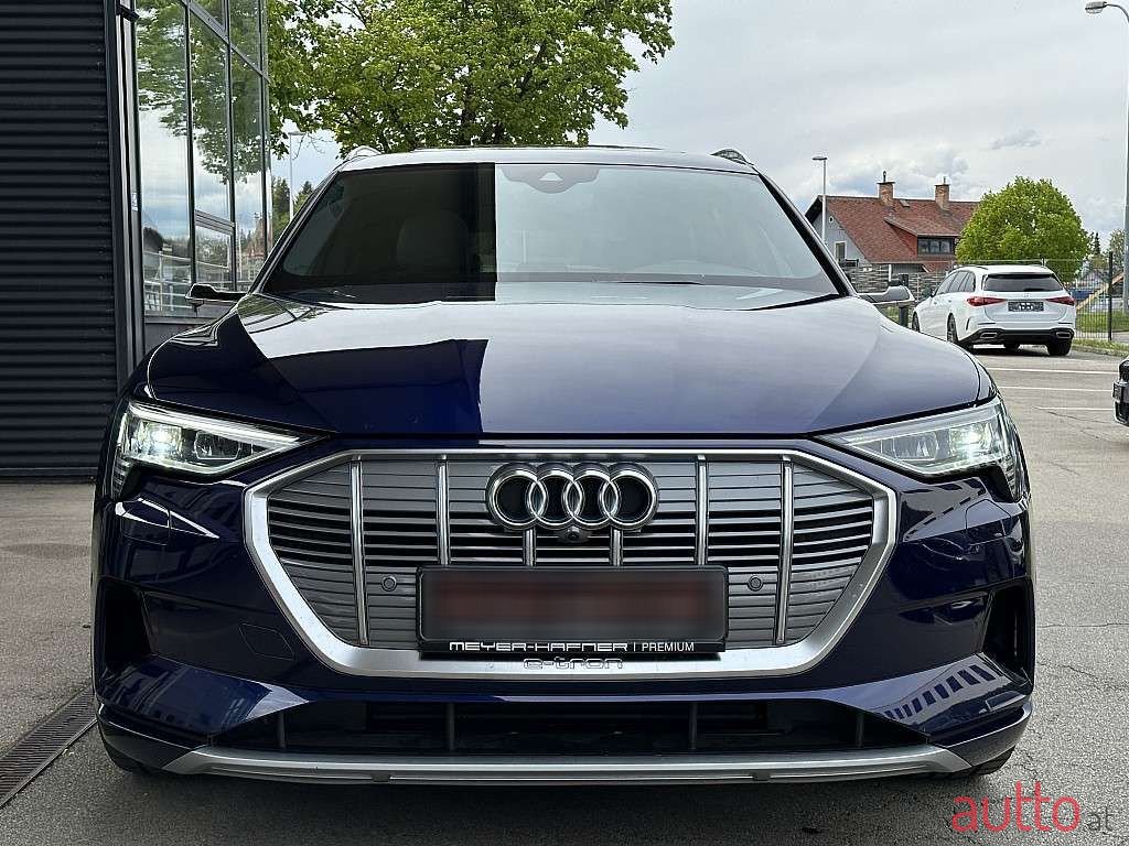 2020' Audi e-tron photo #4