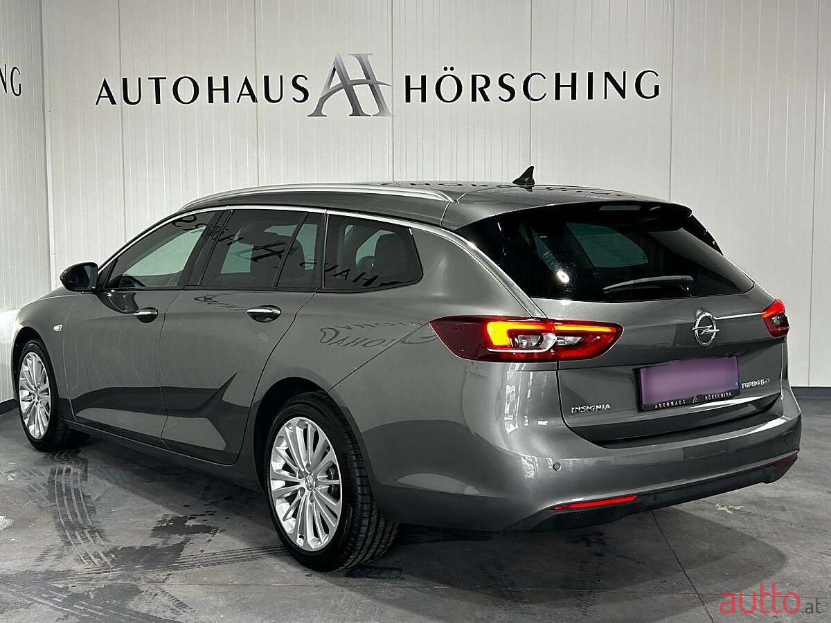 2018' Opel Insignia photo #6
