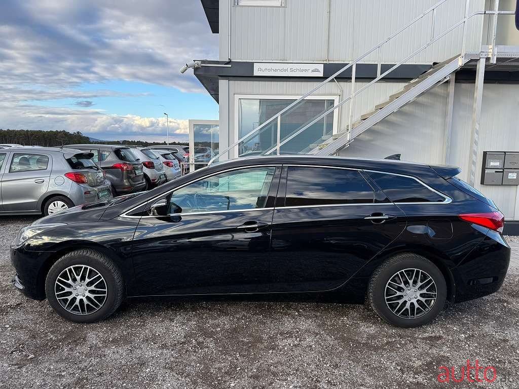 2015' Hyundai i40 photo #2