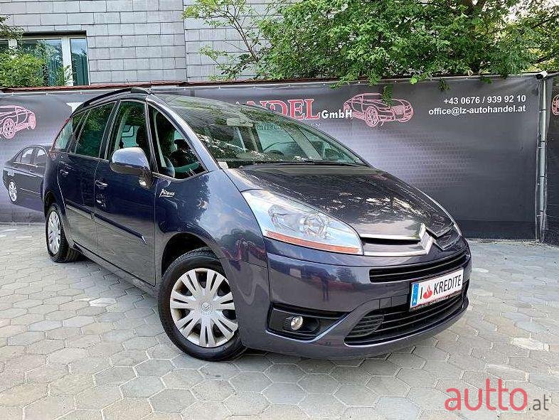 2009' Citroen C4 Picasso photo #1