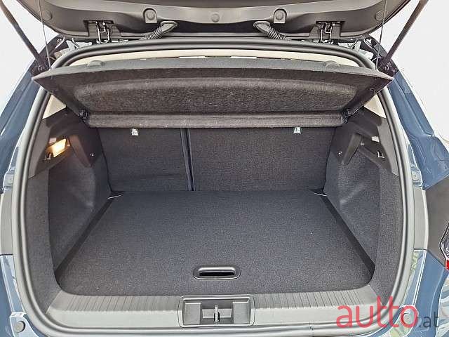 2024' Renault Captur photo #5