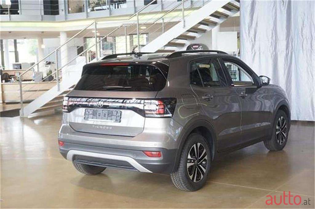 2021' Volkswagen T-Cross photo #3