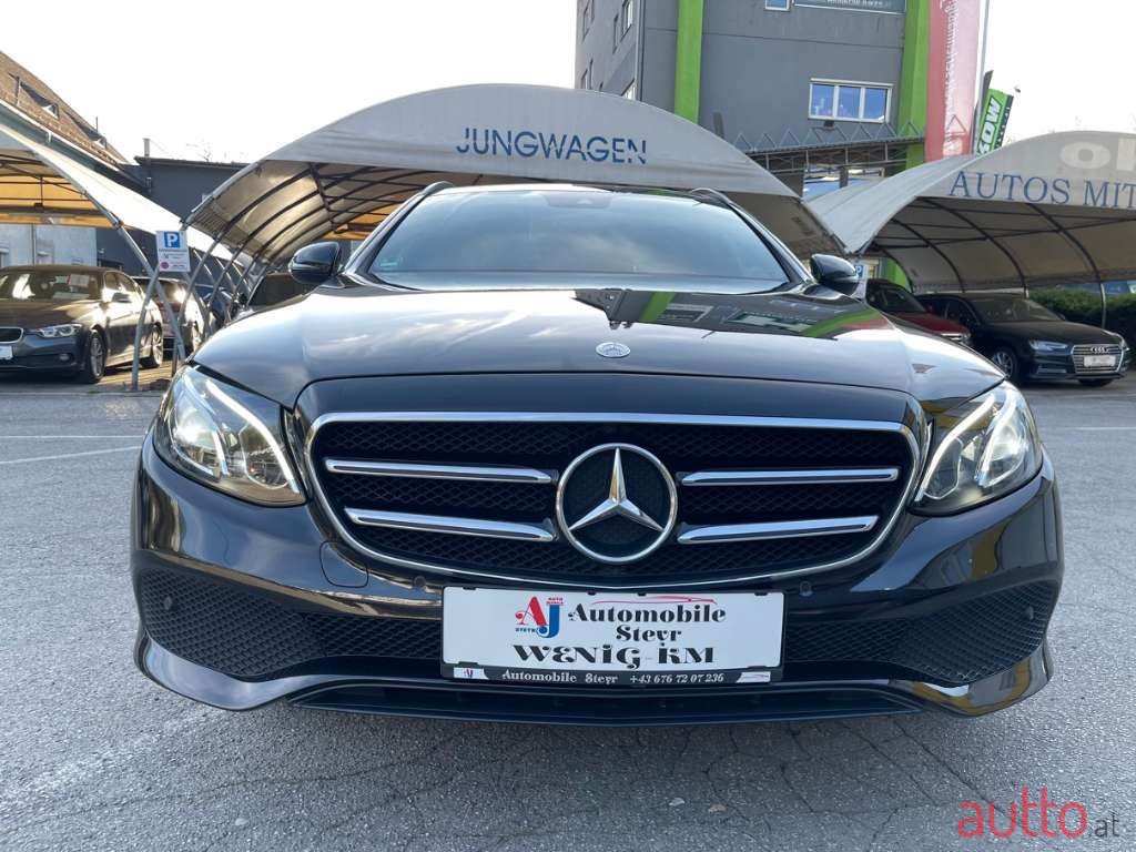 2017' Mercedes-Benz E-Klasse photo #2