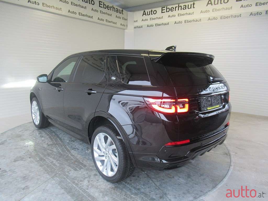 2022' Land Rover Discovery Sport photo #3