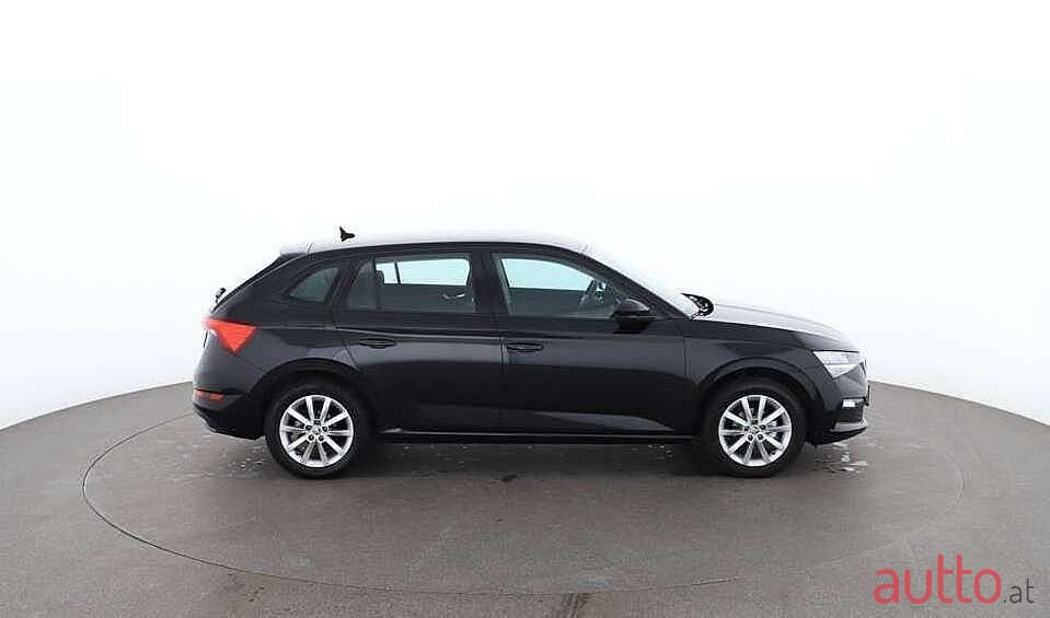 2020' Skoda Scala photo #2