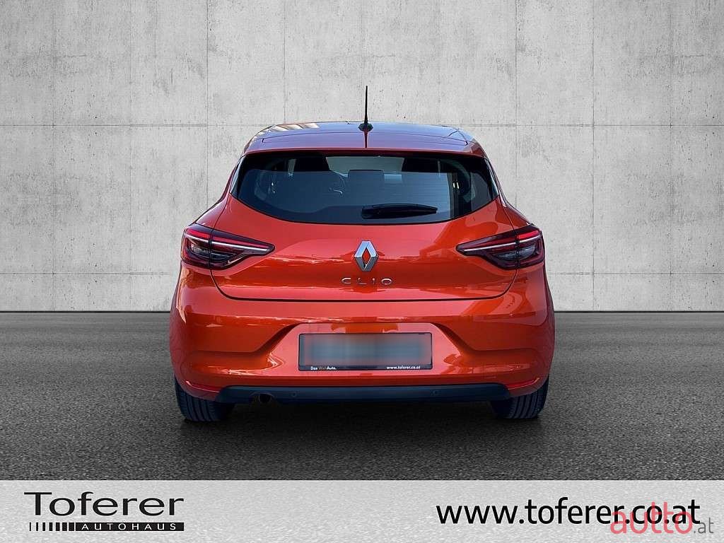 2022' Renault Clio photo #5
