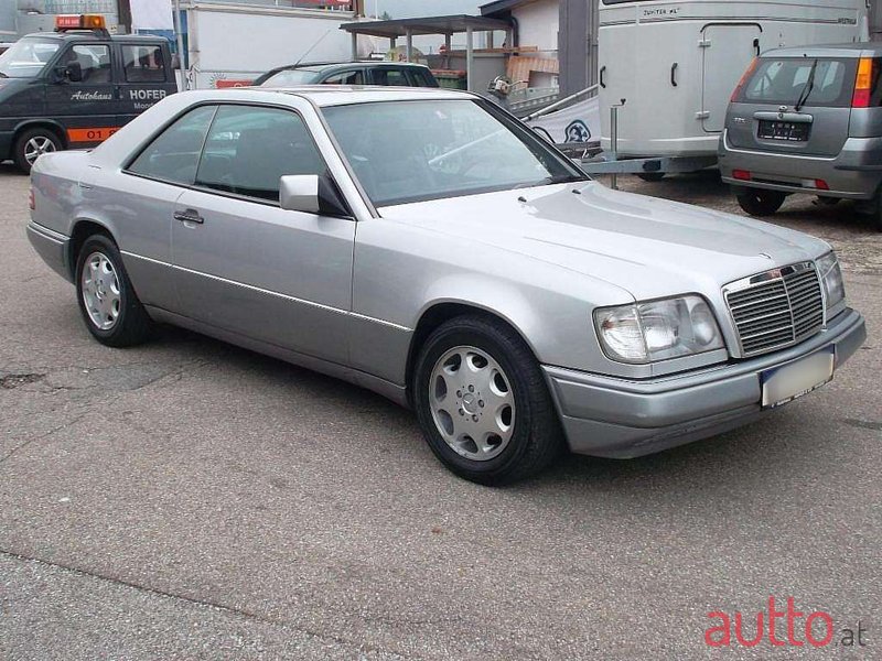 1995' Mercedes-Benz E-Klasse photo #2