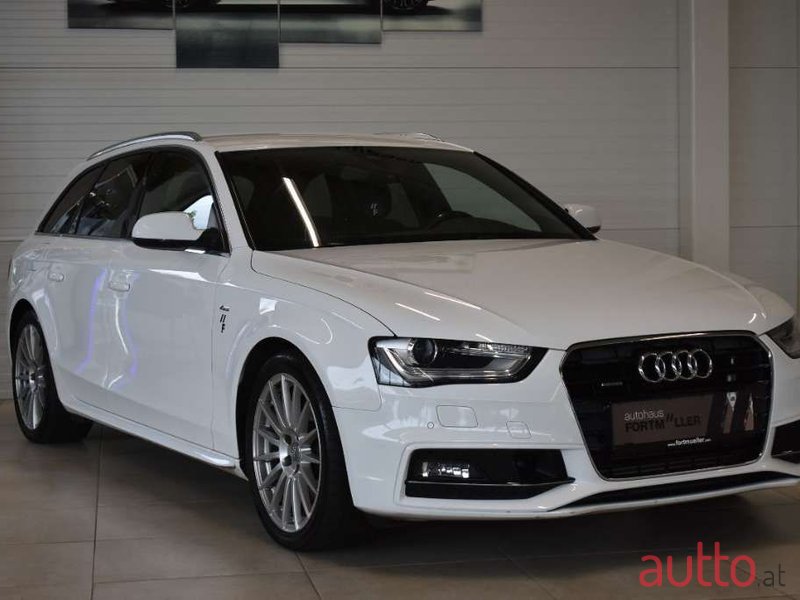 2012' Audi A4 photo #1