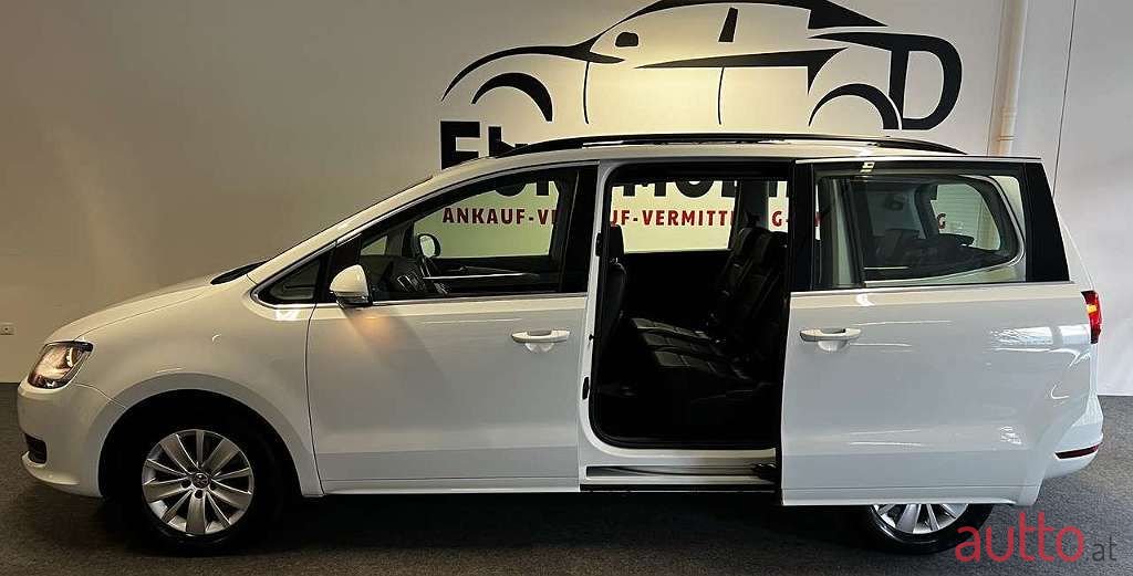 2020' Volkswagen Sharan photo #5