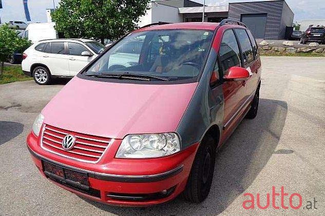 2004' Volkswagen Sharan photo #3