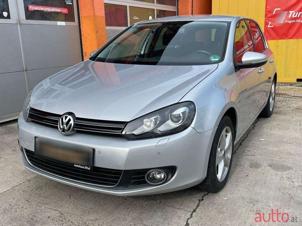 2010' Volkswagen Golf photo #1