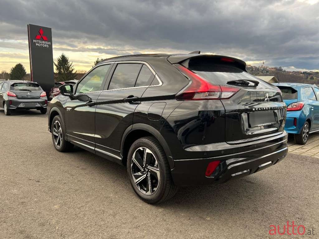 2023' Mitsubishi Eclipse photo #3