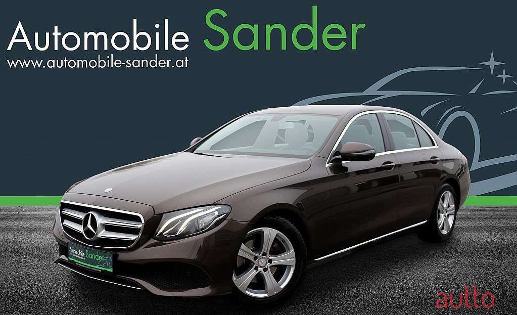 2016' Mercedes-Benz E-Klasse photo #1