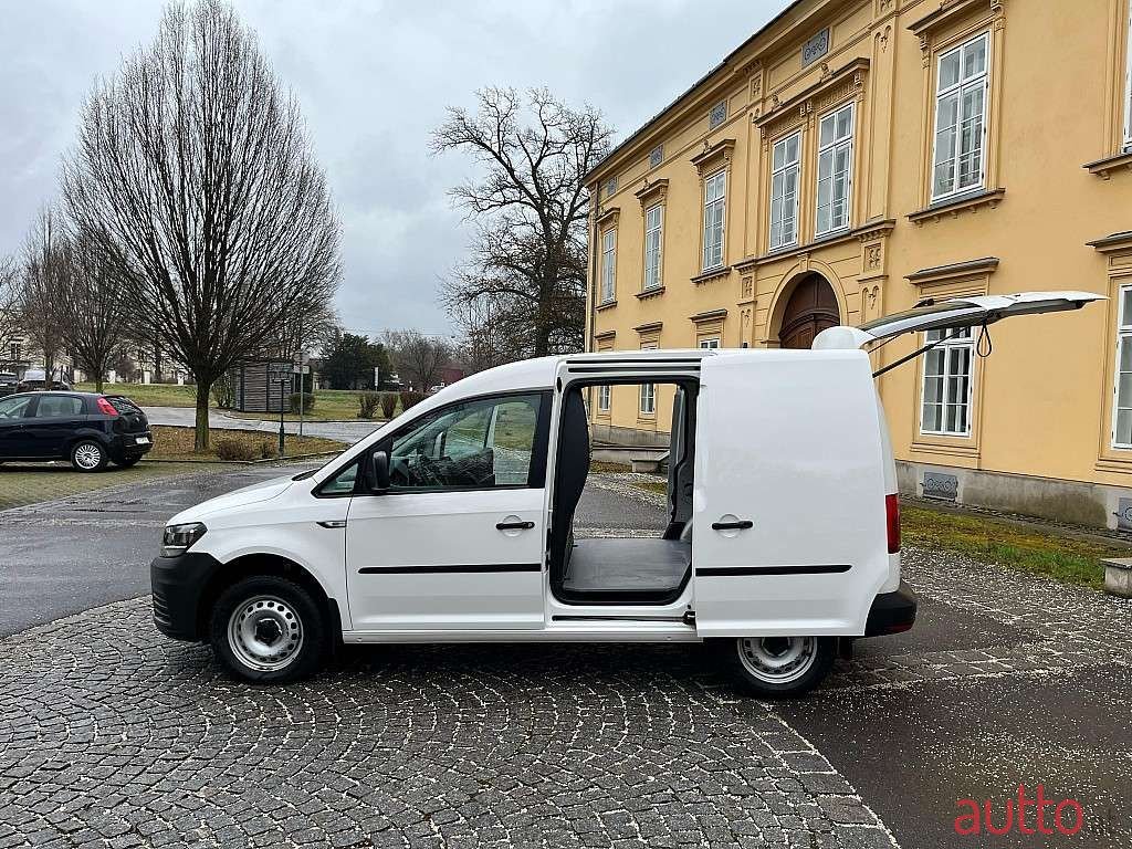 2019' Volkswagen Caddy photo #1