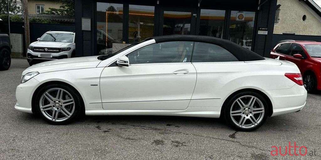 2012' Mercedes-Benz E-Klasse photo #5