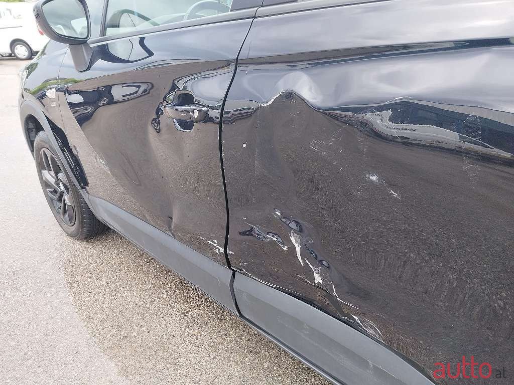 2020' Opel Crossland photo #5