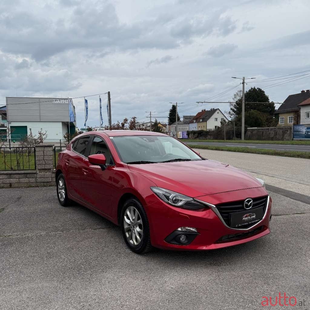 2015' Mazda Mazda3 photo #2