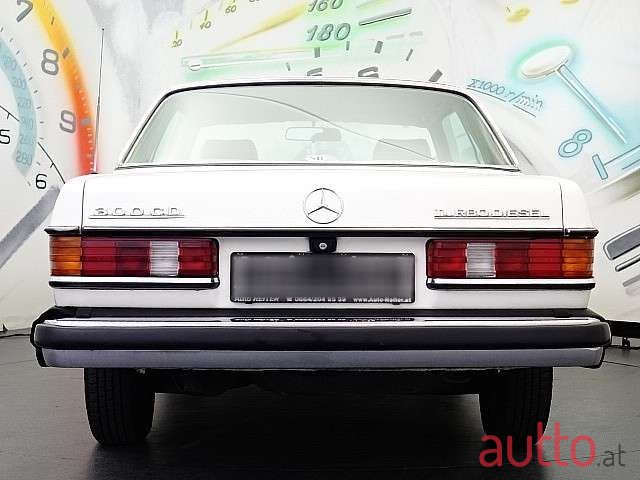 1985' Mercedes-Benz 300 CD photo #5