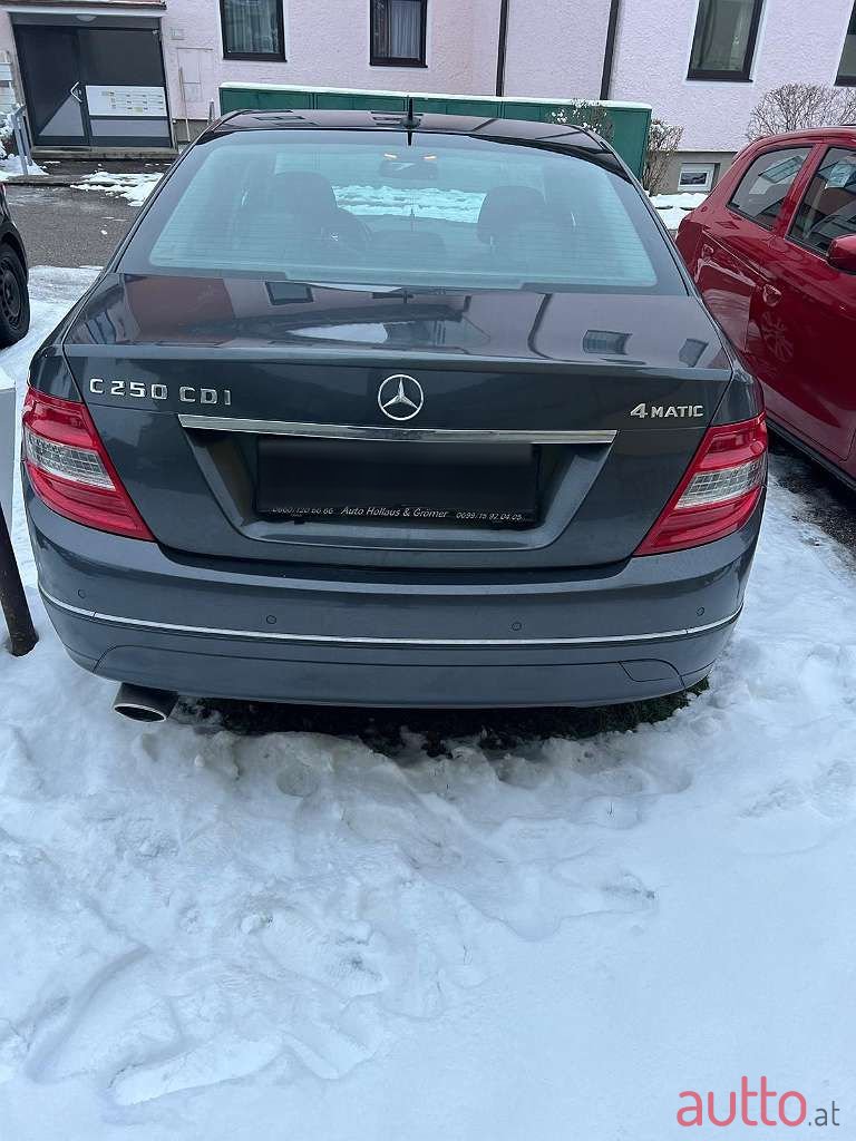 2010' Mercedes-Benz C-Klasse photo #4