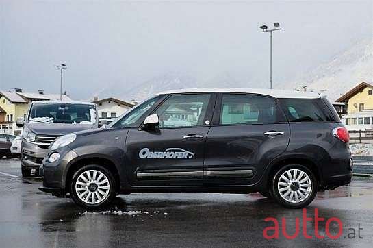 2016' Fiat 500L photo #2