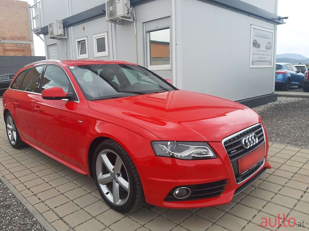 2012' Audi A4 photo #1