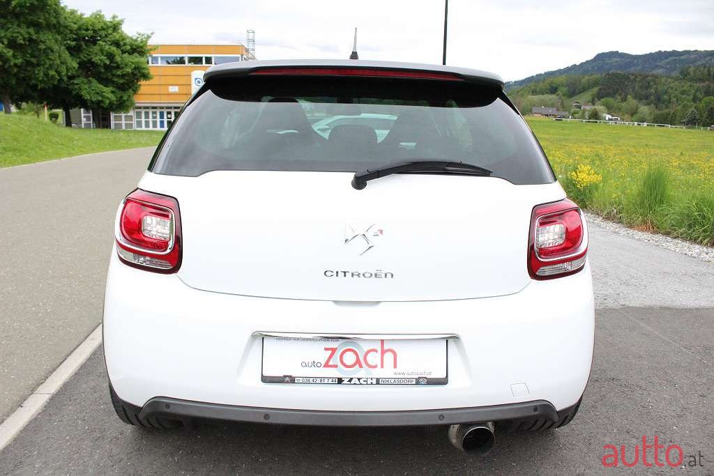 2011' Citroen DS3 photo #4