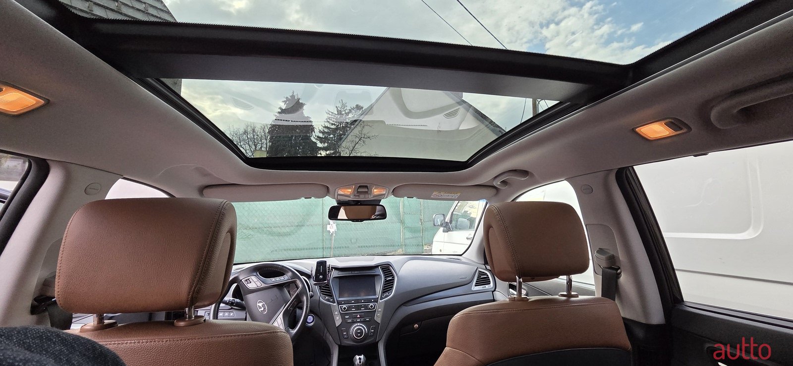 2018' Hyundai Santa Fe photo #6