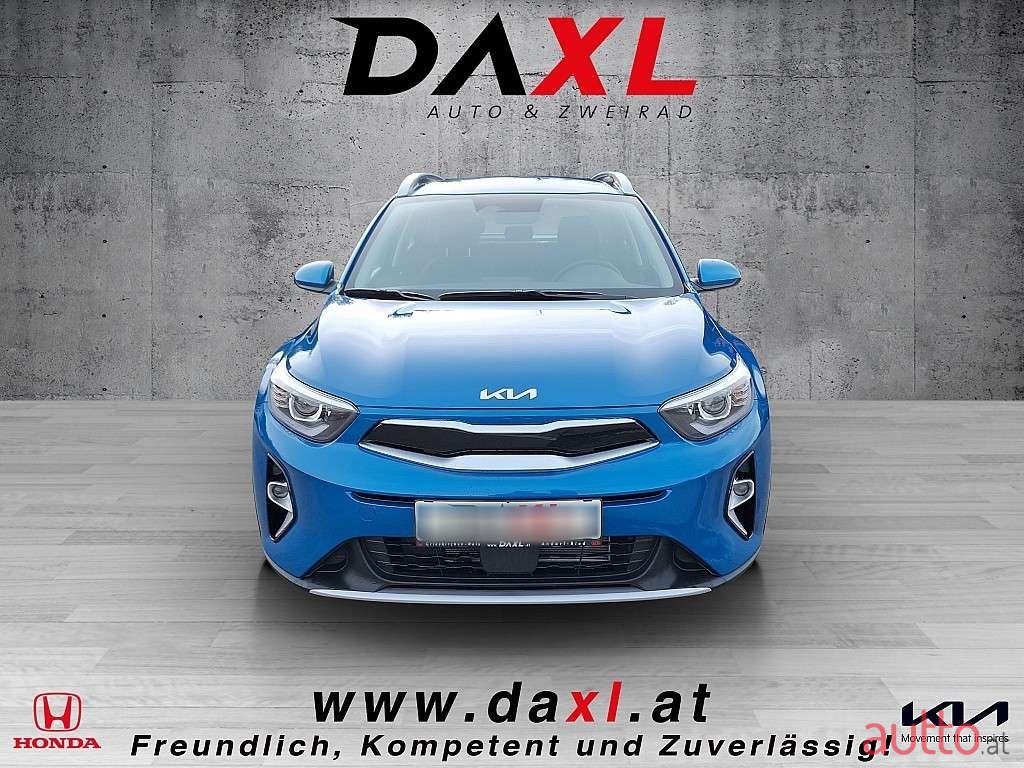 2024' Kia Stonic photo #2