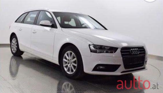 2012' Audi A4 photo #2