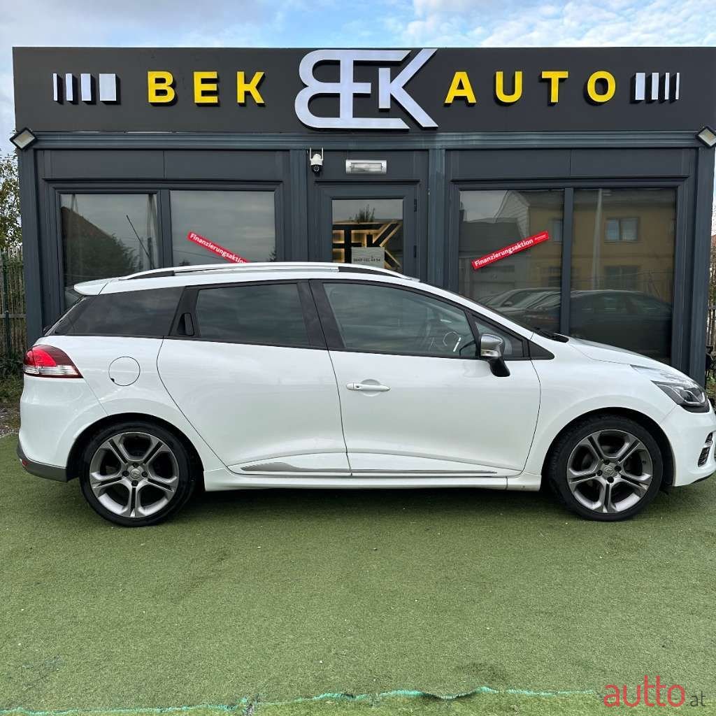 2013' Renault Clio photo #6