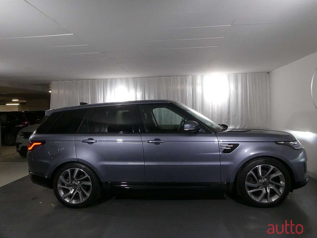 2019' Land Rover Range Rover Sport photo #6