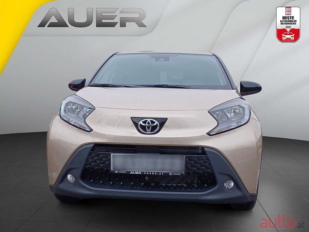 2023' Toyota Aygo photo #2
