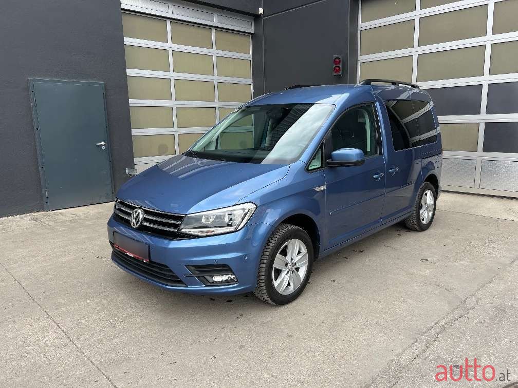 2017' Volkswagen Caddy photo #1