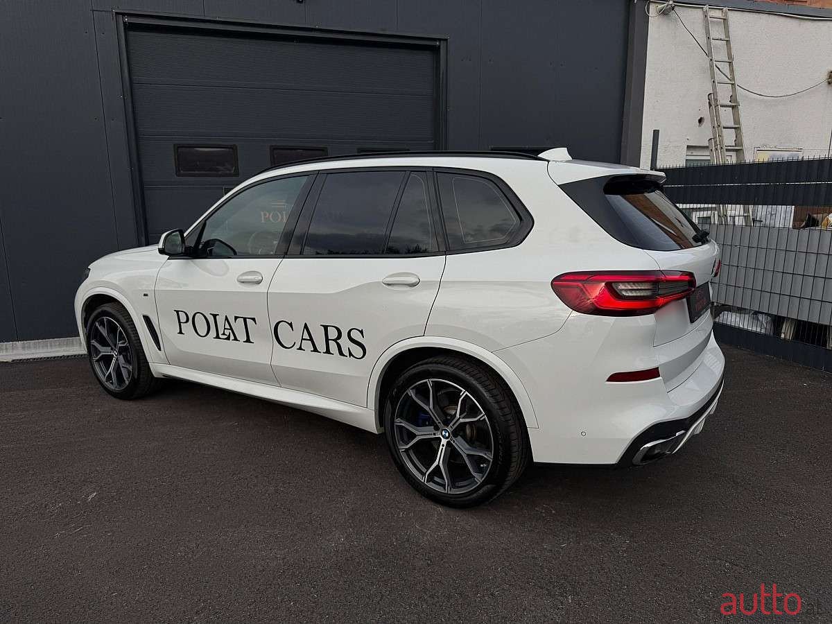 2019' BMW X5 photo #5