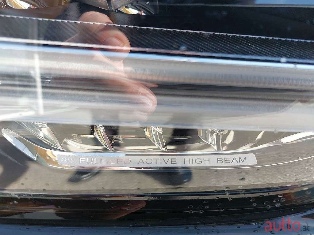 2022' Volvo V90 photo #5