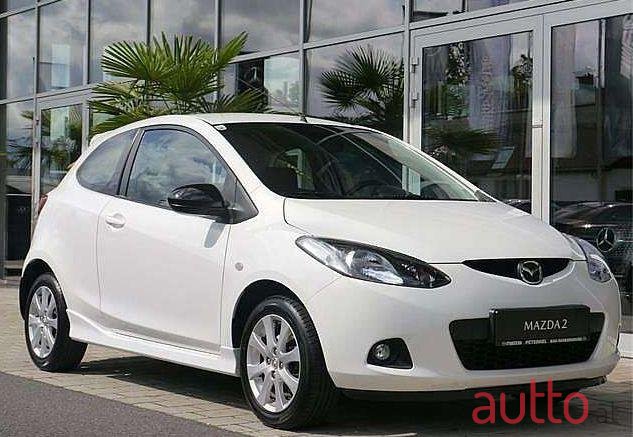 2008' Mazda Mazda2 photo #1