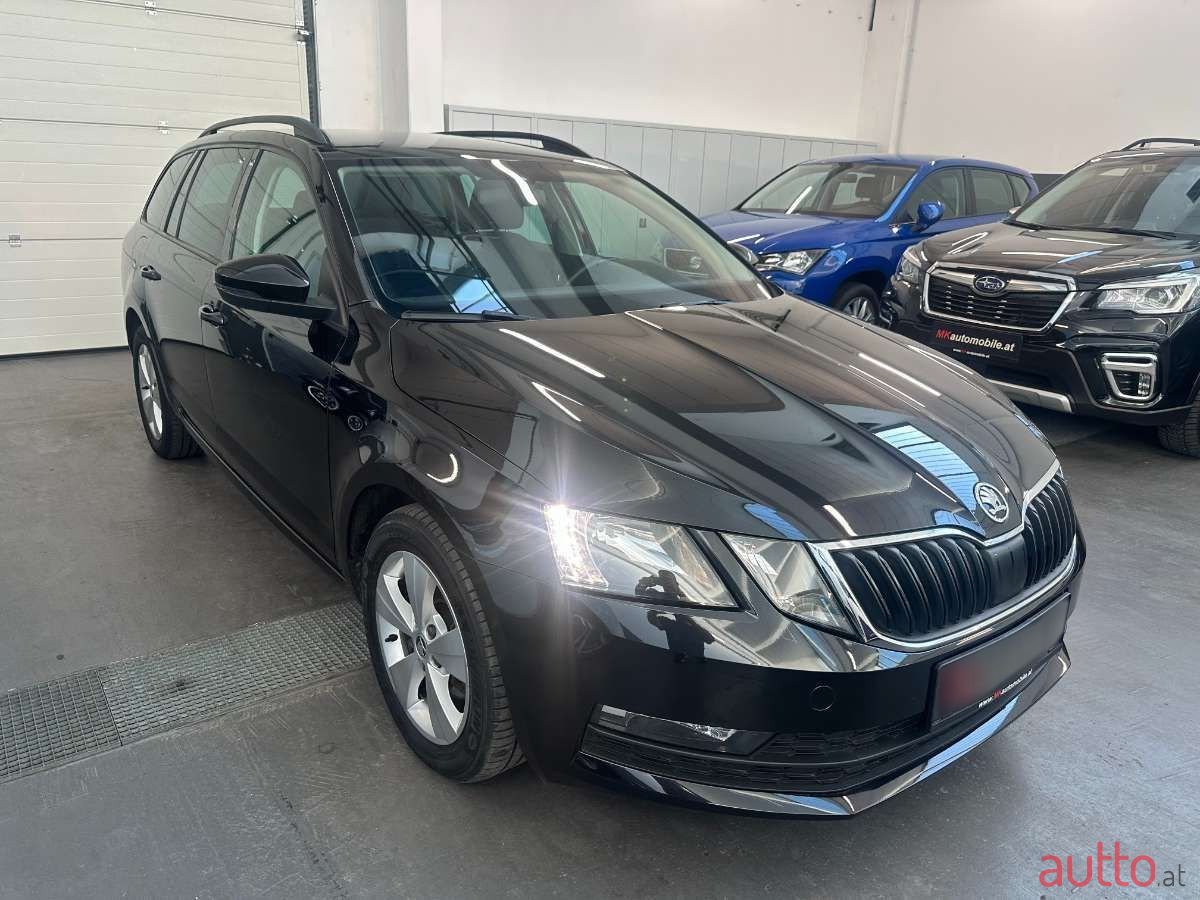 2021' Skoda Octavia photo #1