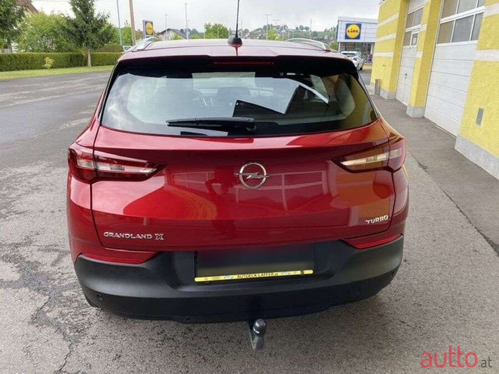2018' Opel Grandland X photo #6