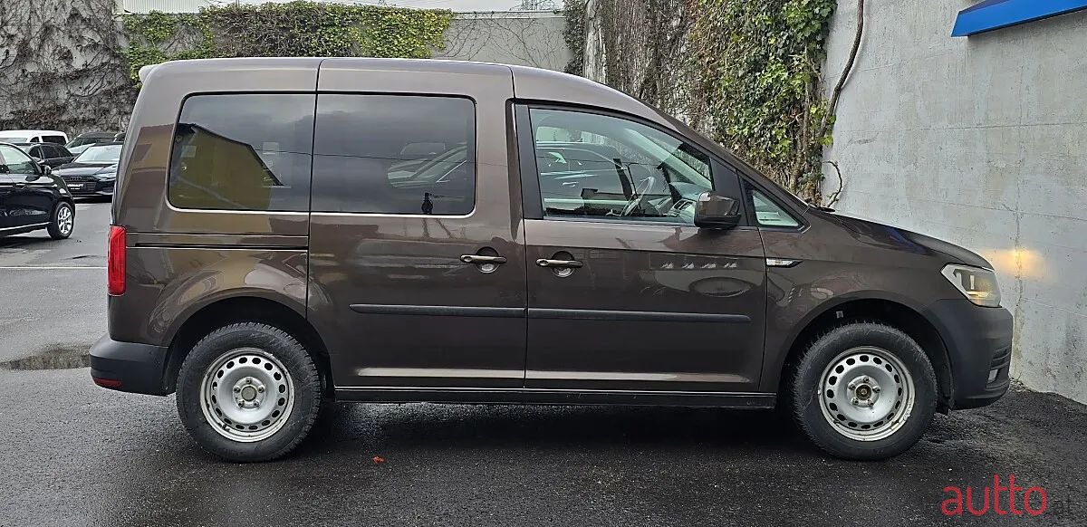 2020' Volkswagen Caddy photo #4