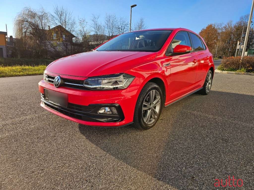 2019' Volkswagen Polo photo #1