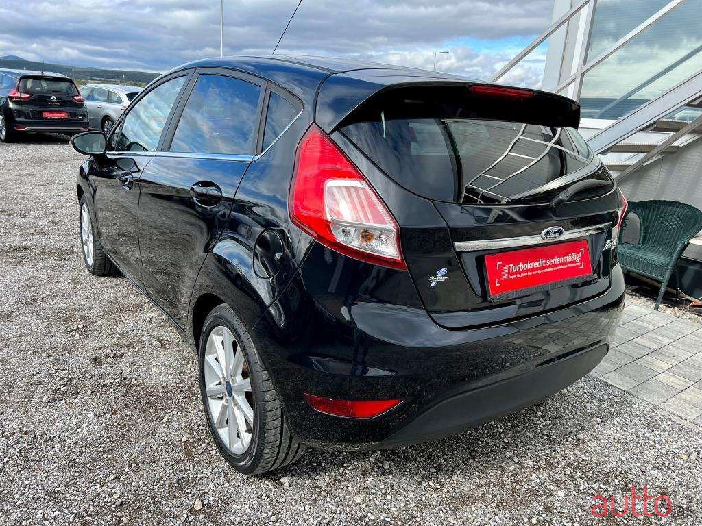 2016' Ford Fiesta photo #3