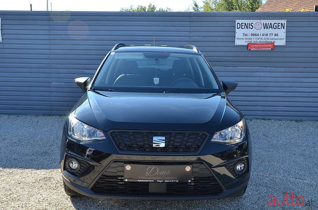 2021' SEAT Arona photo #2