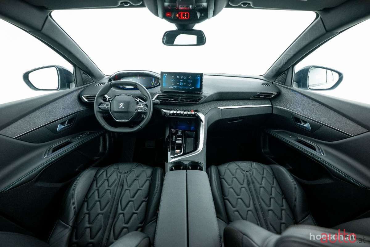 2024' Peugeot 3008 photo #5