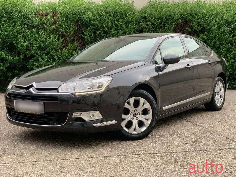 2012' Citroen C5 photo #1