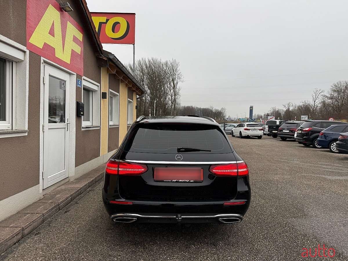 2018' Mercedes-Benz E-Klasse photo #4