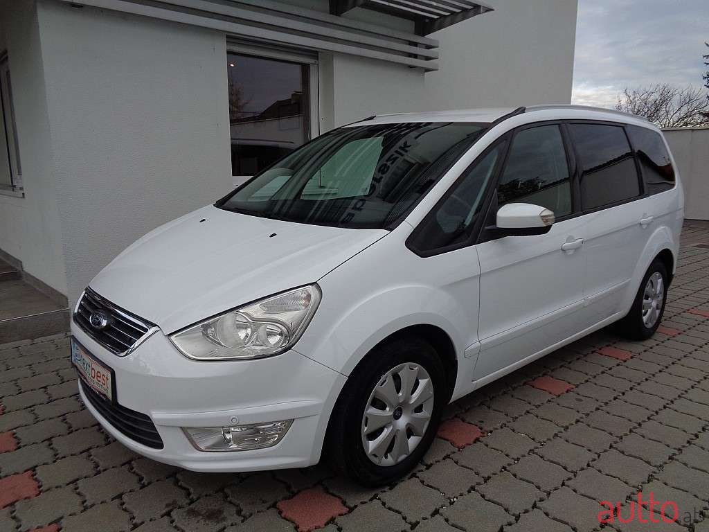 2015' Ford Galaxy photo #1